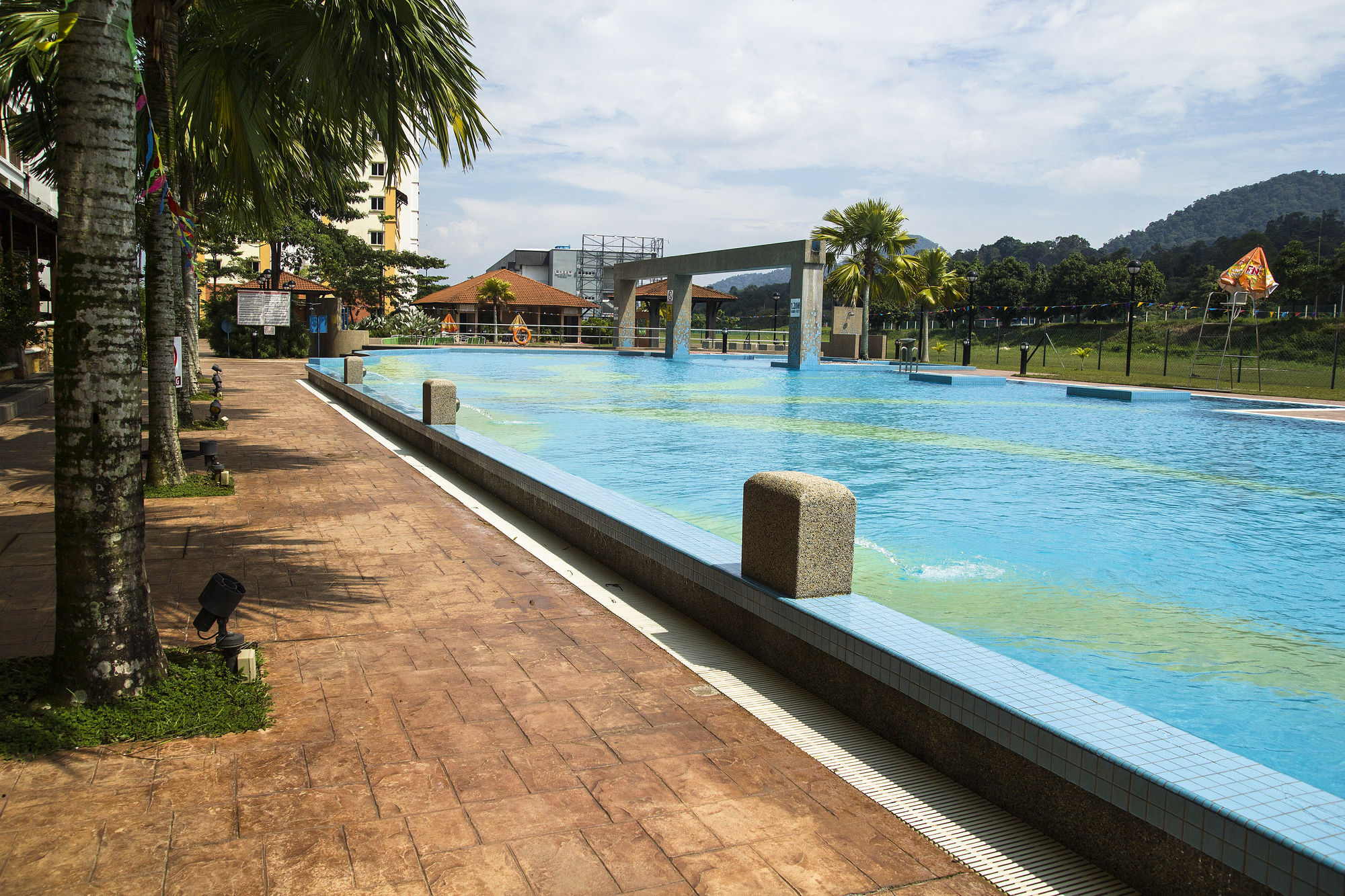 Suria Service Apartment-Hotel Bukit Merah Eksteriør billede
